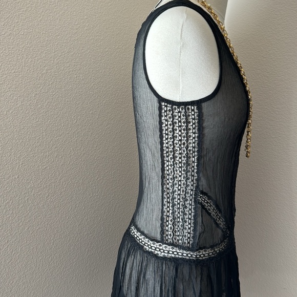 Aritzia Black Silk Lace Top in XS - Picture 3 of 9